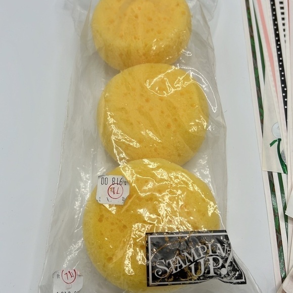 BEGINNERS GUIDE TO RUBBER STAMPING START UP KIT - Picture 3 of 8